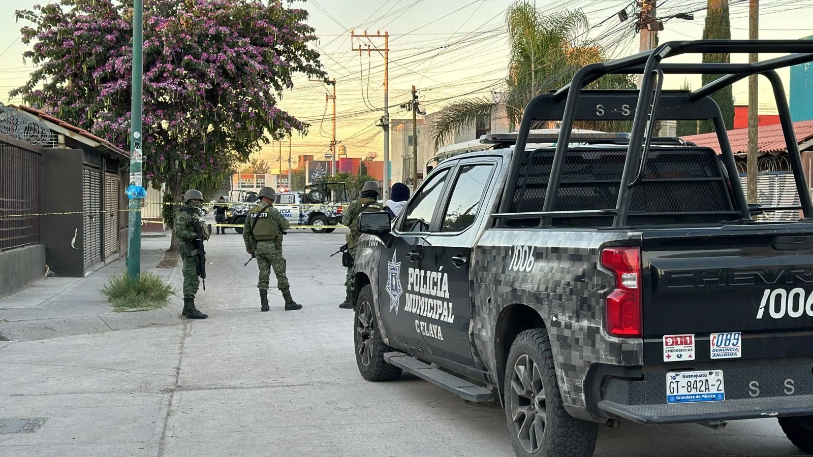 Mujer policía y su hija son privadas de la vida en Celaya, cuando se dirigían a la escuela
