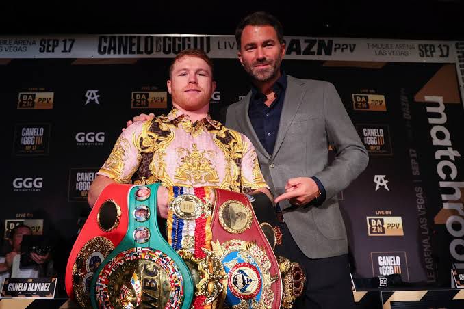 Eddie Hearn dice ‘sí’ a la posible pelea entre ‘Canelo’ Álvarez y David Benavidez