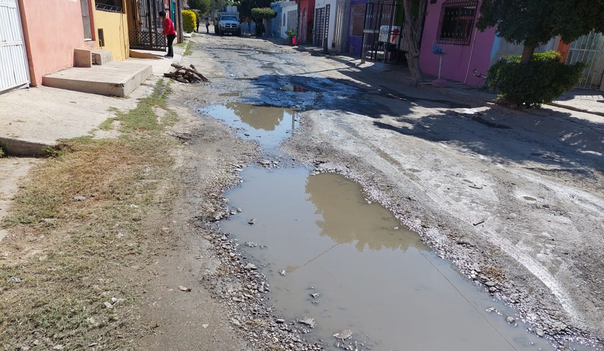 Pide paciencia alcalde de Mazatlán para resolver los problemas de drenaje