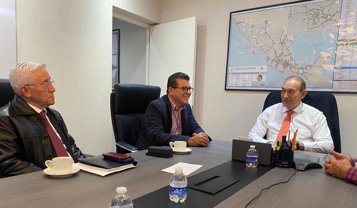 Gestiona alcalde de Mazatlán ante SCT ampliación de Avenida Múnich