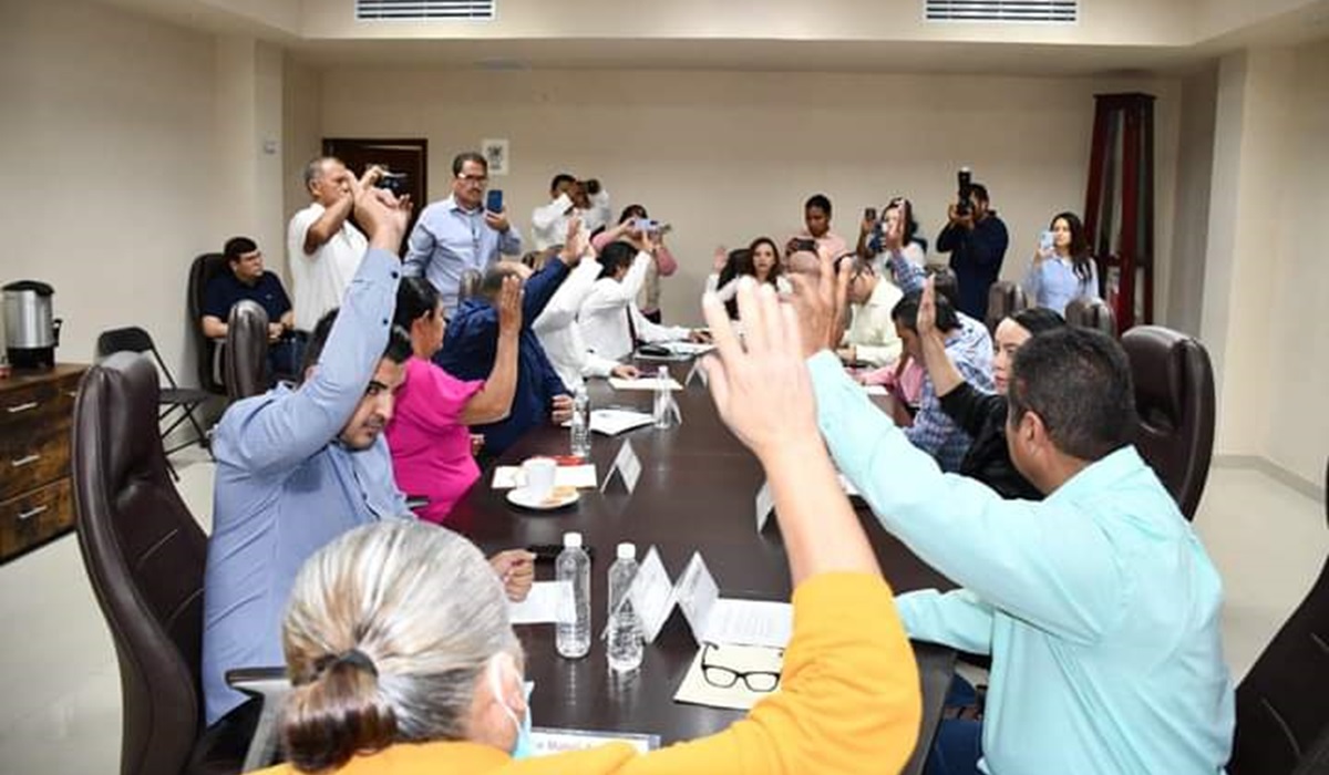Síndico procurador y cuatro regidores de Mocorito solicitan licencia ante Cabildo