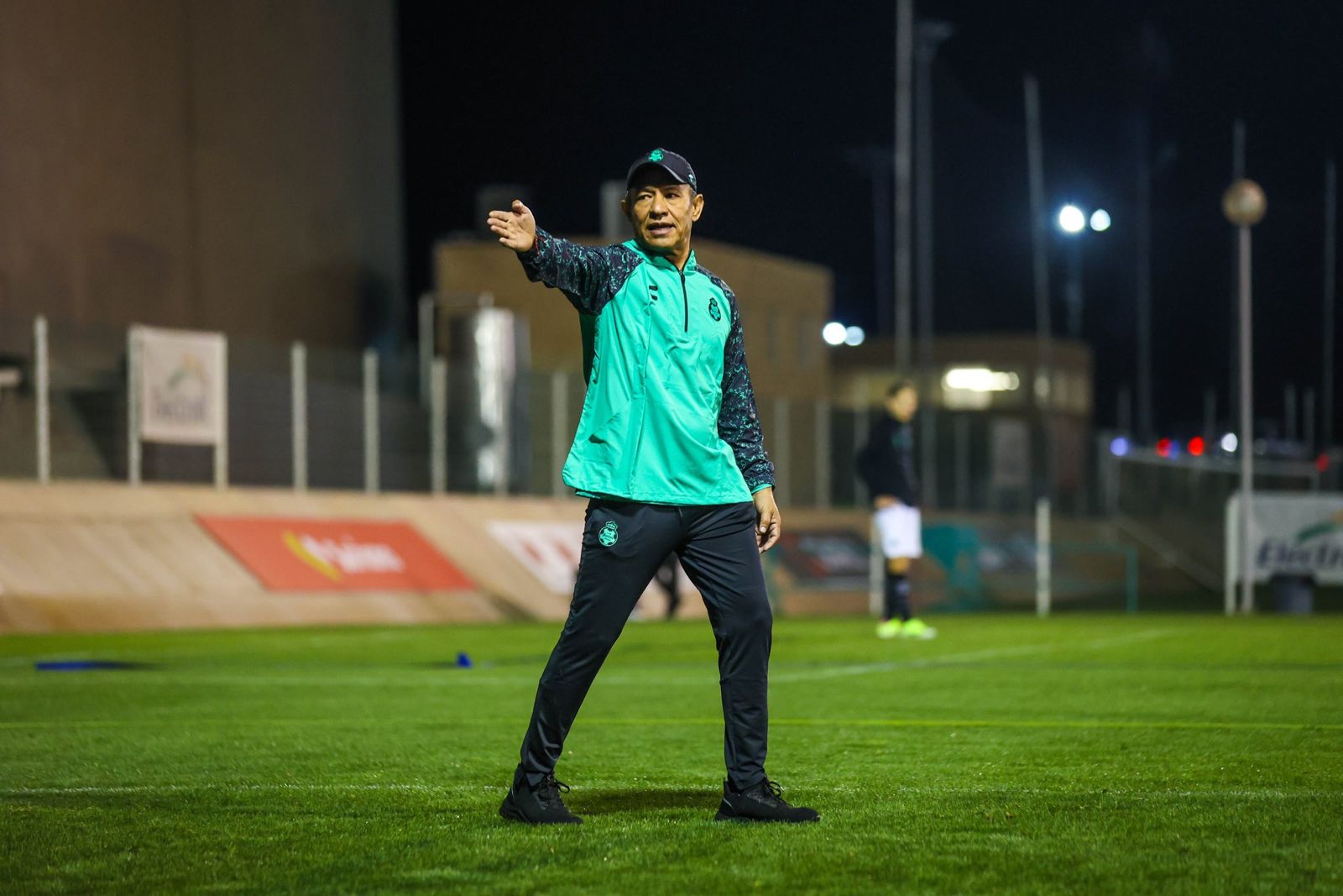 Ignacio Ambriz llega al Santos como nuevo Director Técnico