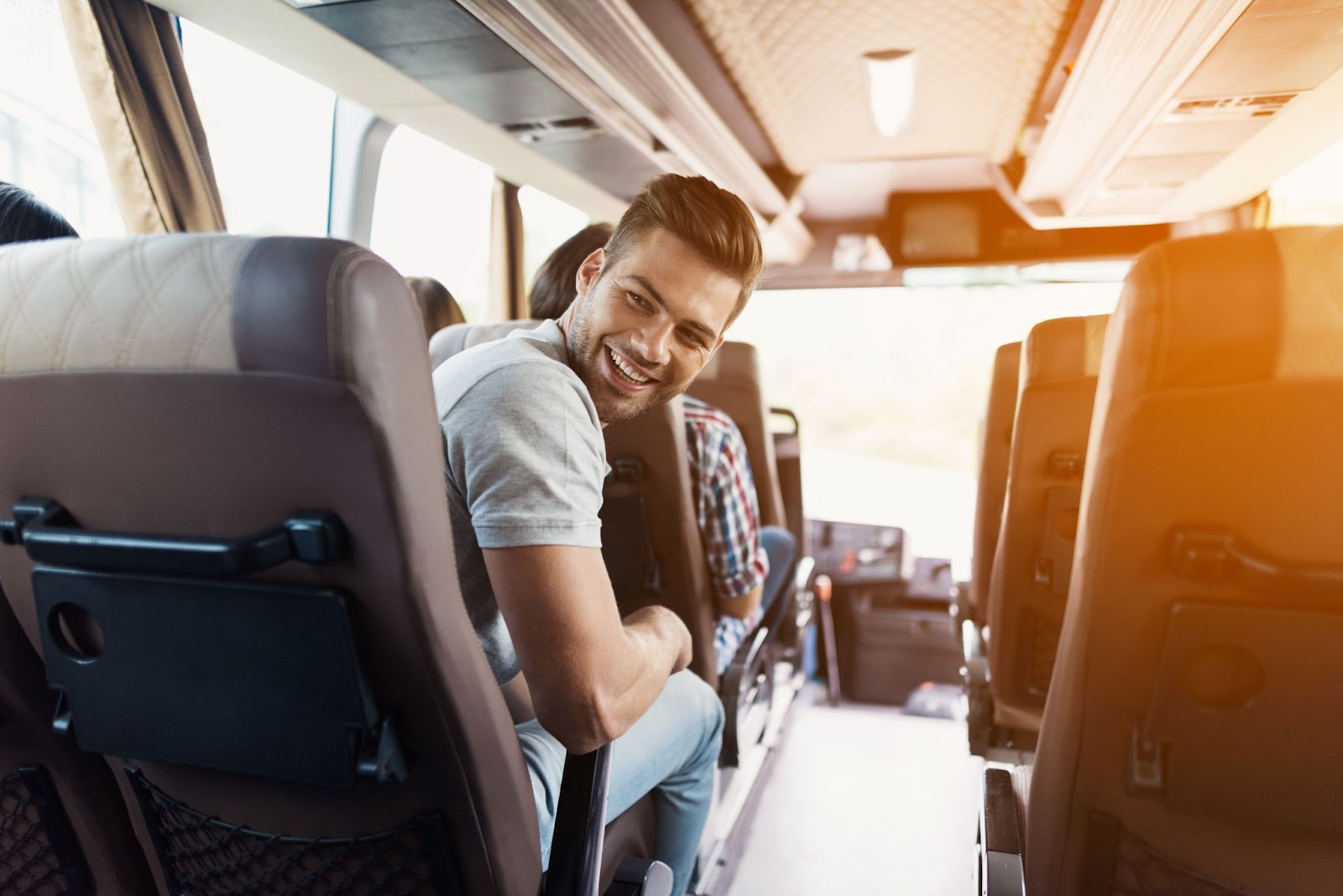 Vacaciones de Semana Santa: ¿Viajarás en autobús? Entérate de los descuentos que podrías aprovechar