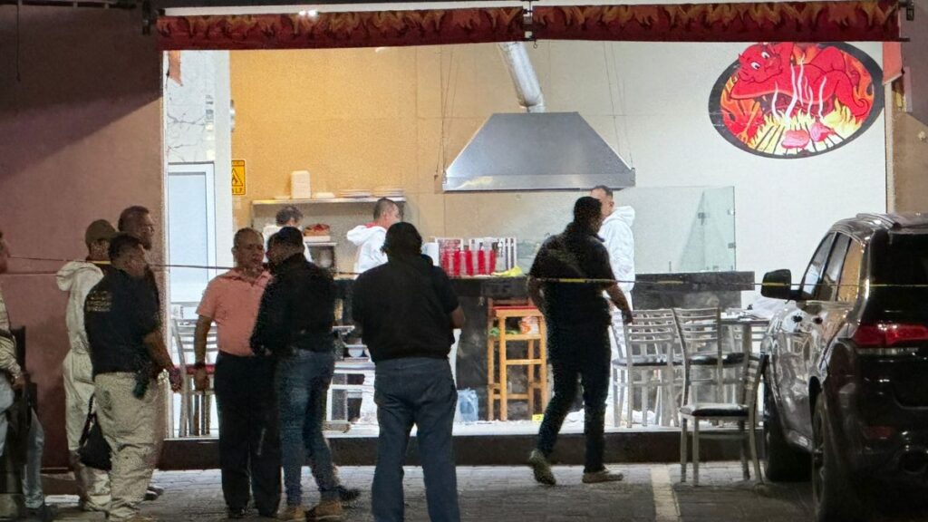 Mientras cenaba con su hijo en una taquería, asesinan a alcalde de Churumuco, Michoacán