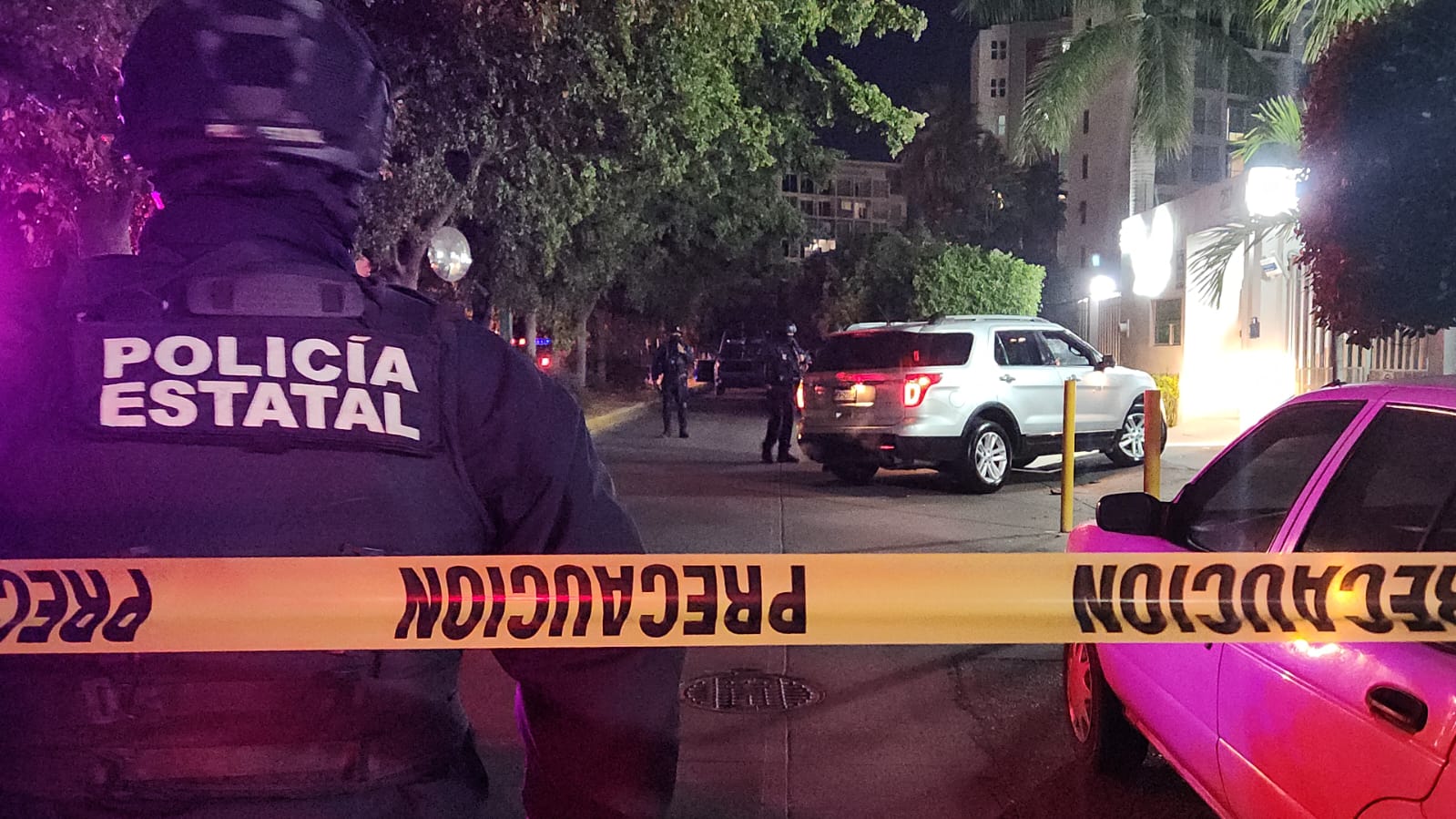 Asesinan a balazos a dos ocupantes de una camioneta Ford Explorer en Culiacán