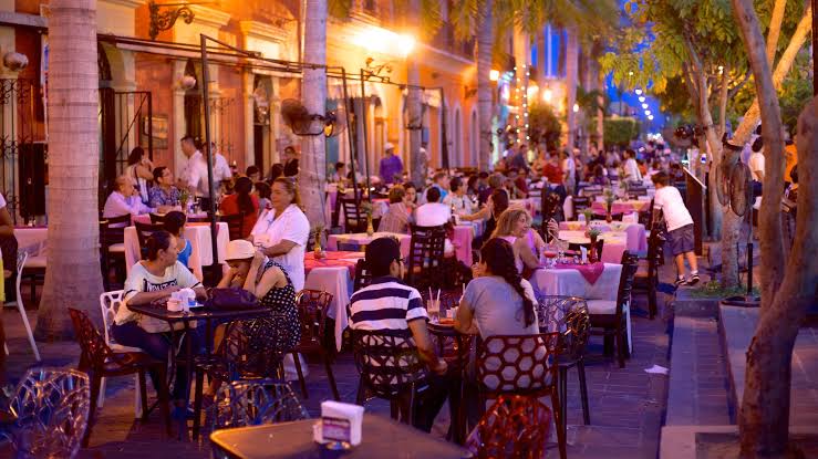 Prevén aumento de ventas del 40% en restaurantes de Culiacán para Semana Santa