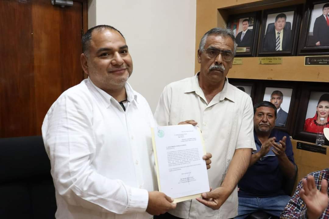 Jesús Manuel Zavala Alvarado recibe nombramiento como nuevo alcalde sustituto del municipio de Sinaloa