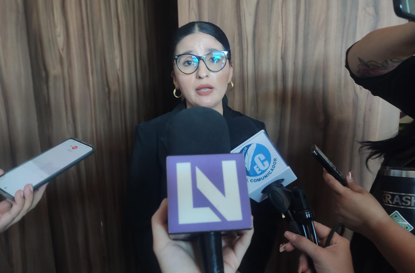 ¿Y la perspectiva de género? Madre lleva 6 años buscando pensión alimenticia; acusa posible corrupción de jueza de Guasave