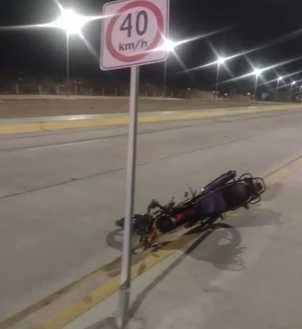 Mujer pierde la vida al derrapar en una motocicleta en Mazatlán