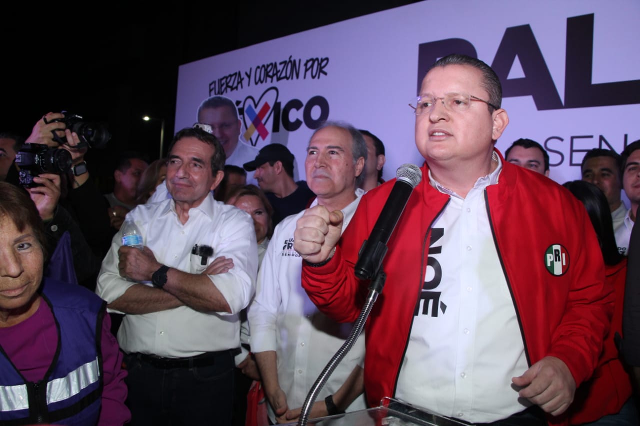 Fuera gobiernos ineptos y corruptos: Noé Heredia
