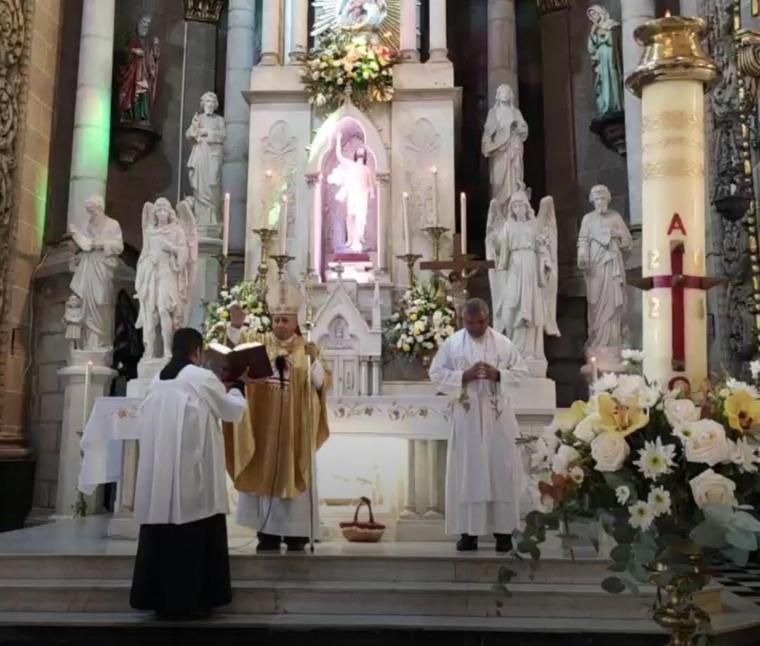 Muerte y resurrección de Cristo nos enseña a no pagar con violencia: Obispo de Mazatlán