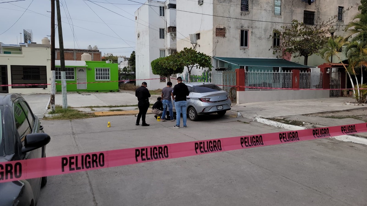 Pide alcalde de Mazatlán ser más enérgicos en la contratación de choferes de plataformas tras caso de Karem