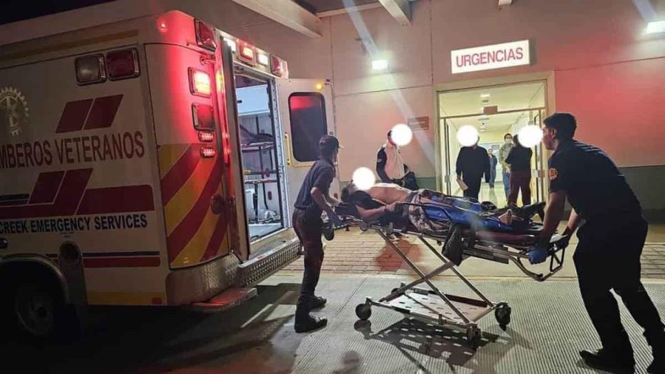 Choque de motocicletas deja dos personas lesionadas cerca del penal de Mazatlán