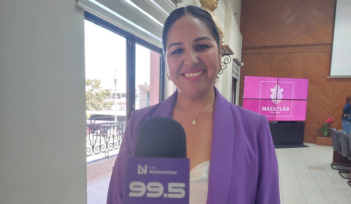 Deja América Carrasco su cargo de regidora en Mazatlán para buscar diputación por el PAS