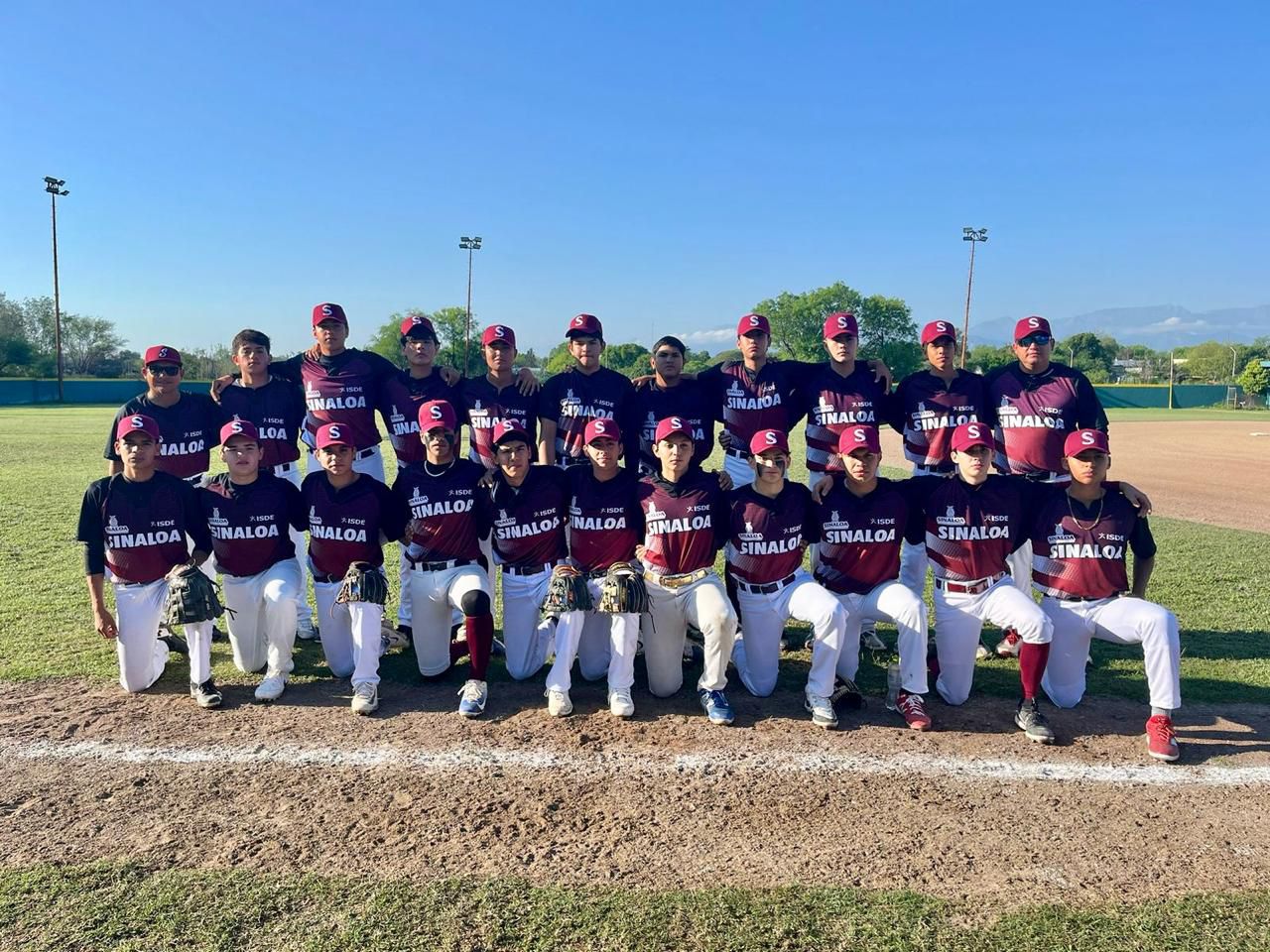 Sinaloa cierra invicto el macro regional de beisbol rumbo a los Nacionales CONADE 2024