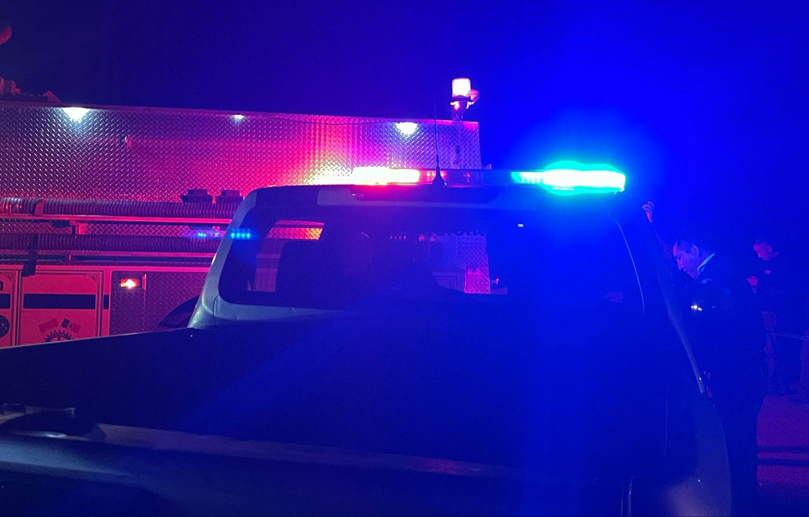 ¡Era prestada! Encapuchados en moto le despojan camioneta a hombre en la carretera Culiacán-Eldorado