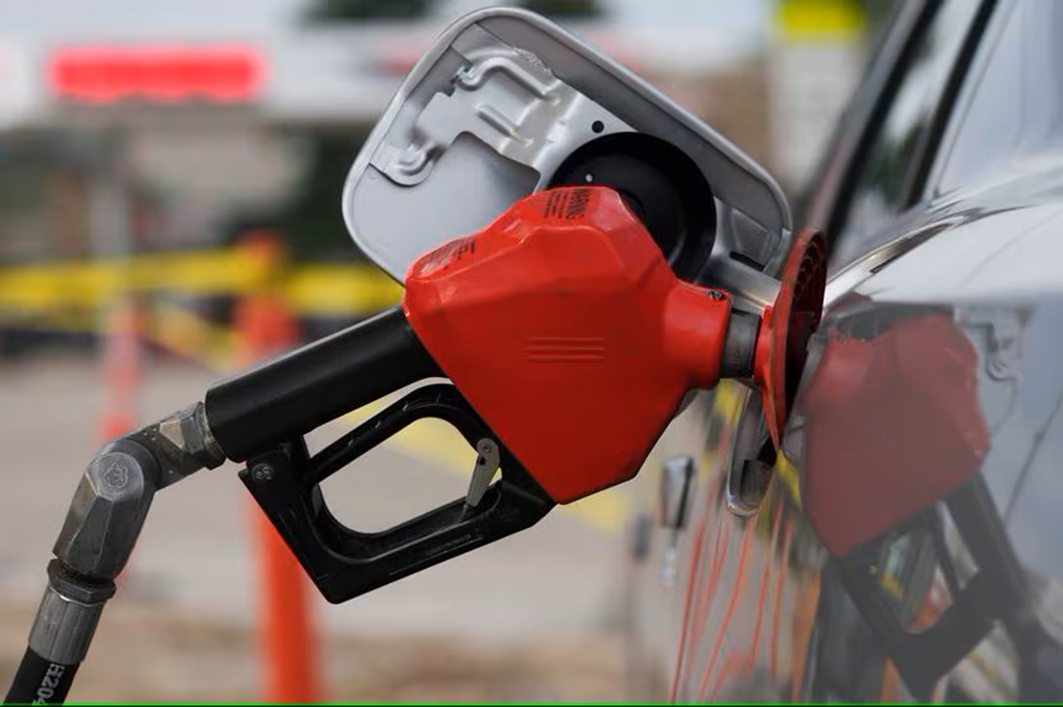 ¿Vas a cargar gasolina? Checa cuánto cuesta antes de salir de casa
