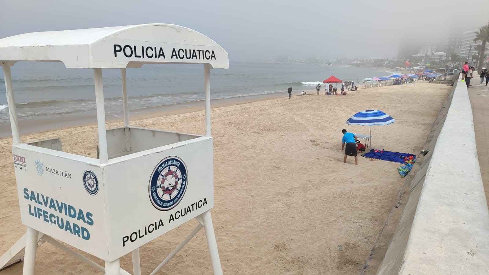 A disfrutar de la playa, pero en la arena; cierran puerto a la navegación en Mazatlán