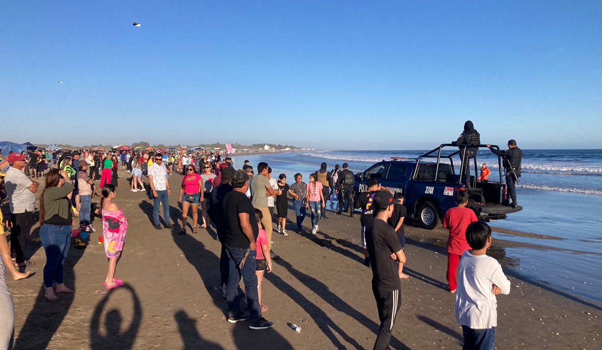 Por alto oleaje, cierran playa a bañistas en Las Glorias y Bellavista, en Guasave