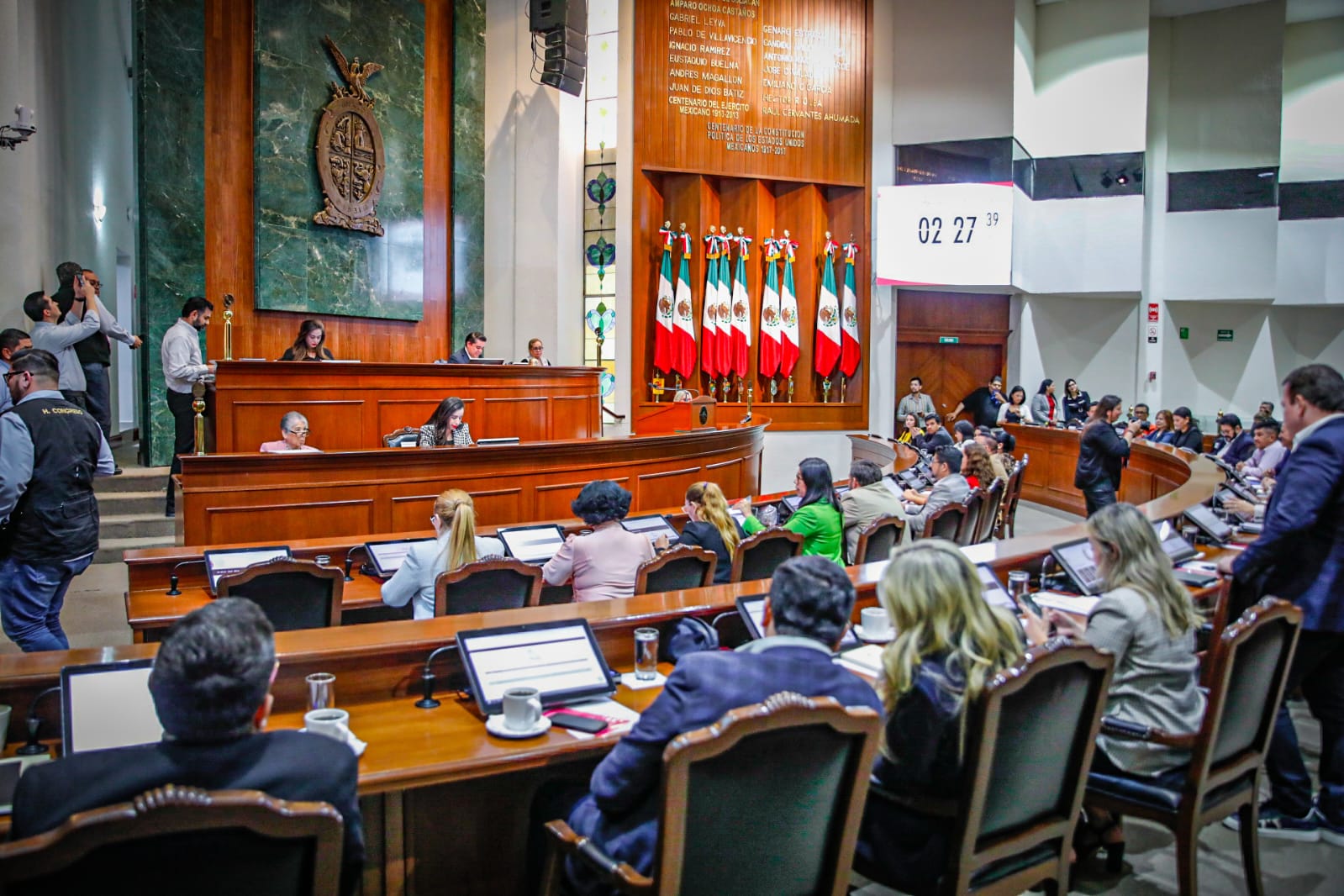 Diputados llaman al diálogo para democratizar a la UAS