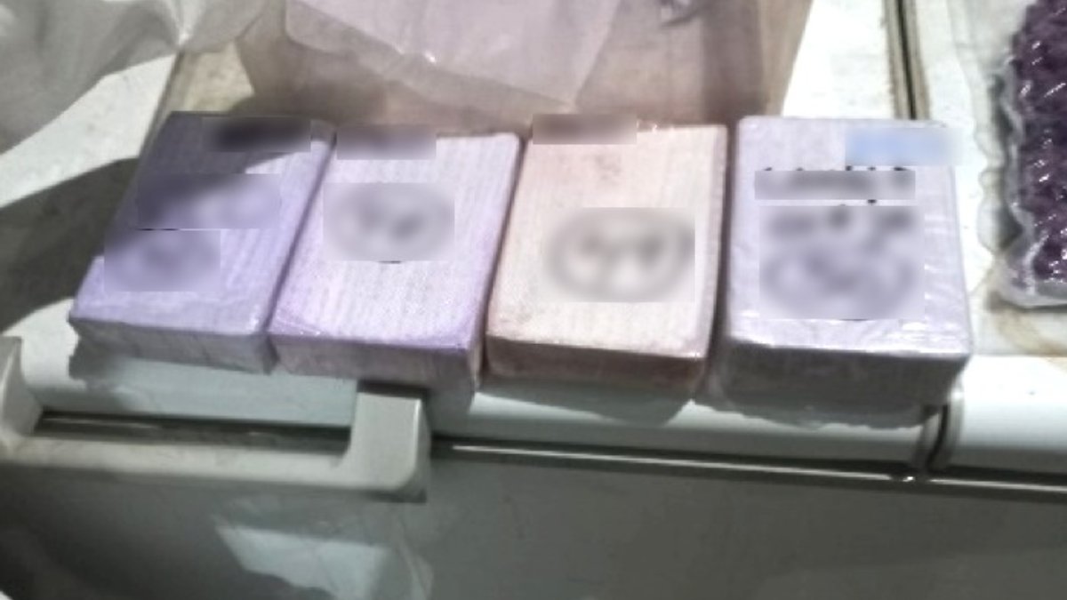 ¡Hasta 13 años de cárcel! FGR catea 5 inmuebles en Culiacán y detiene a dos hombres con armas y fentanilo