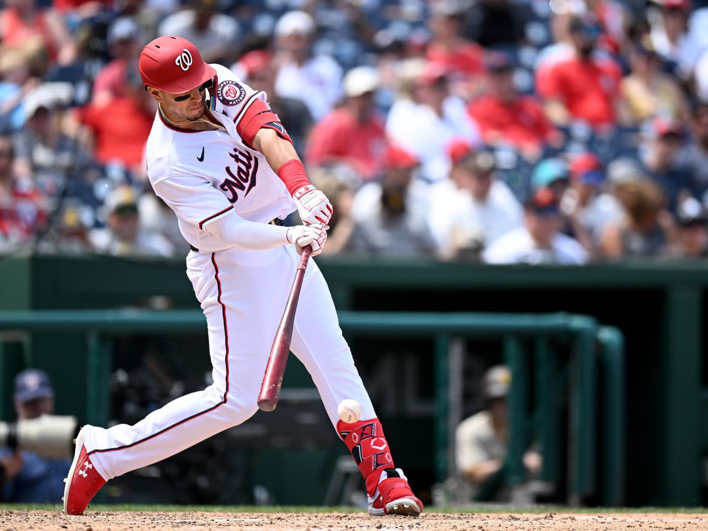 Joey Meneses sigue encendido en el Spring Training de MLB con los Nacionales