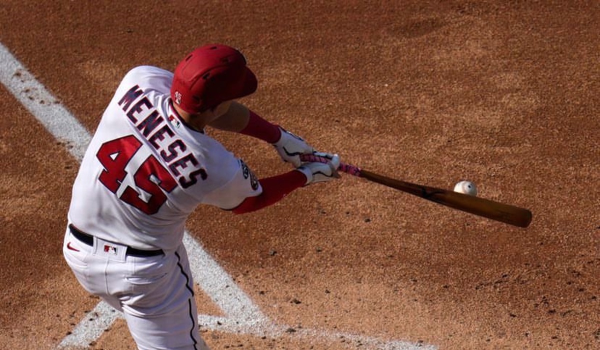 Joey Meneses encabeza actividad de mexicanos en Opening Day de las Grandes Ligas