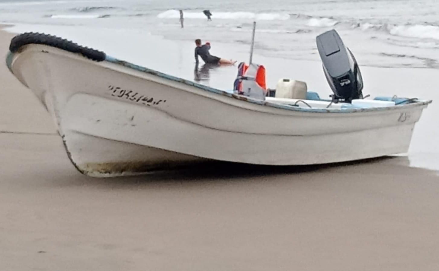 Joven resulta lesionado al chocar contra una escollera en la Isla de la Piedra en Mazatlán