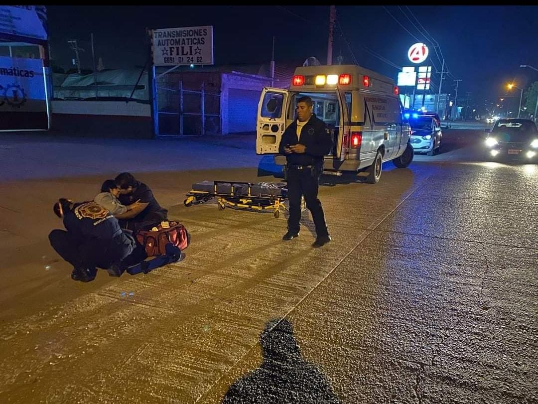 Joven mujer termina fracturada tras arrojarse de un vehículo en movimiento en Mazatlán