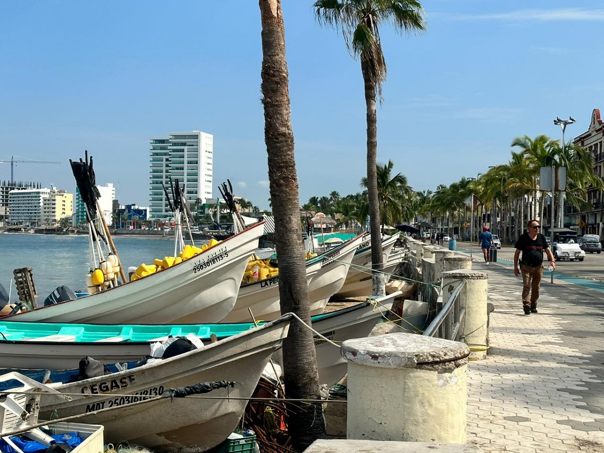 Por ‘Ileana’ cierran el puerto de Mazatlán a la navegación a todo tipo de embarcaciones