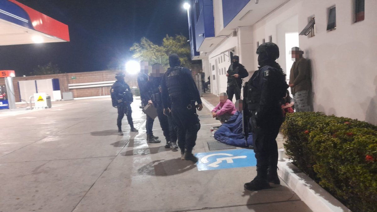 Liberan con vida a algunas de las familias ‘levantadas’ en Culiacán