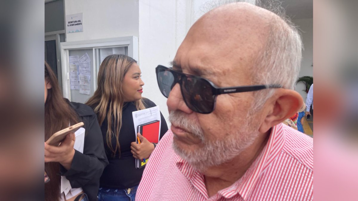 Reaparece el ‘Químico’ Benítez en el Ayuntamiento de Mazatlán