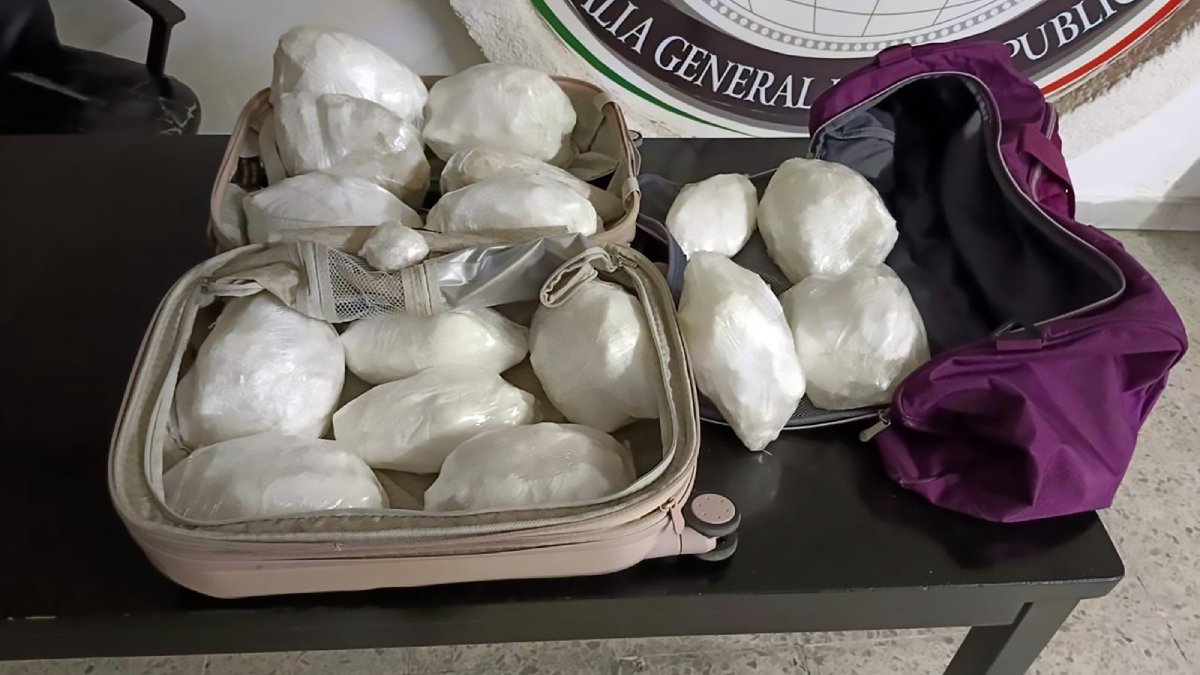 Detienen a mujer con metanfetamina en Mazatlán