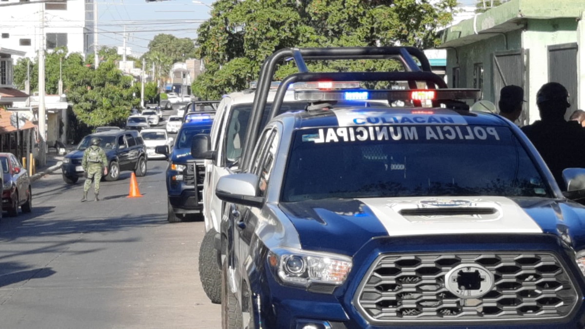 ¡Estaba ‘levantado’! Esposado y golpeado ingresa un hombre a hospital de Culiacán