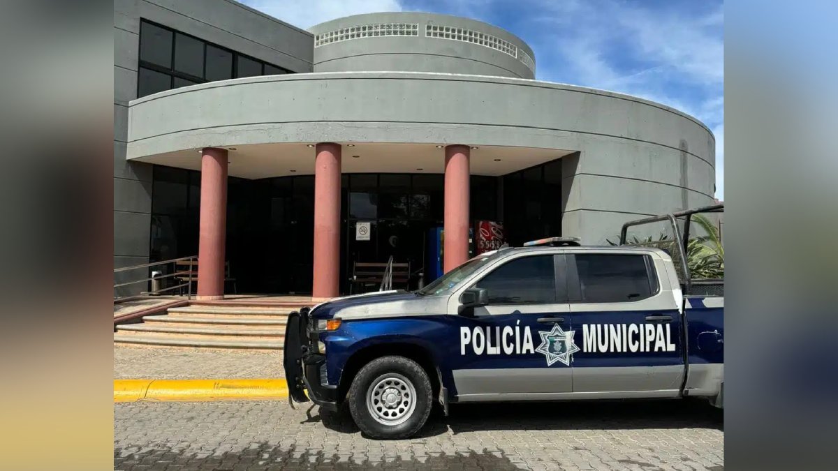 Detienen a sujeto que intentó agredir a una mujer dentro de una funeraria en Mazatlán