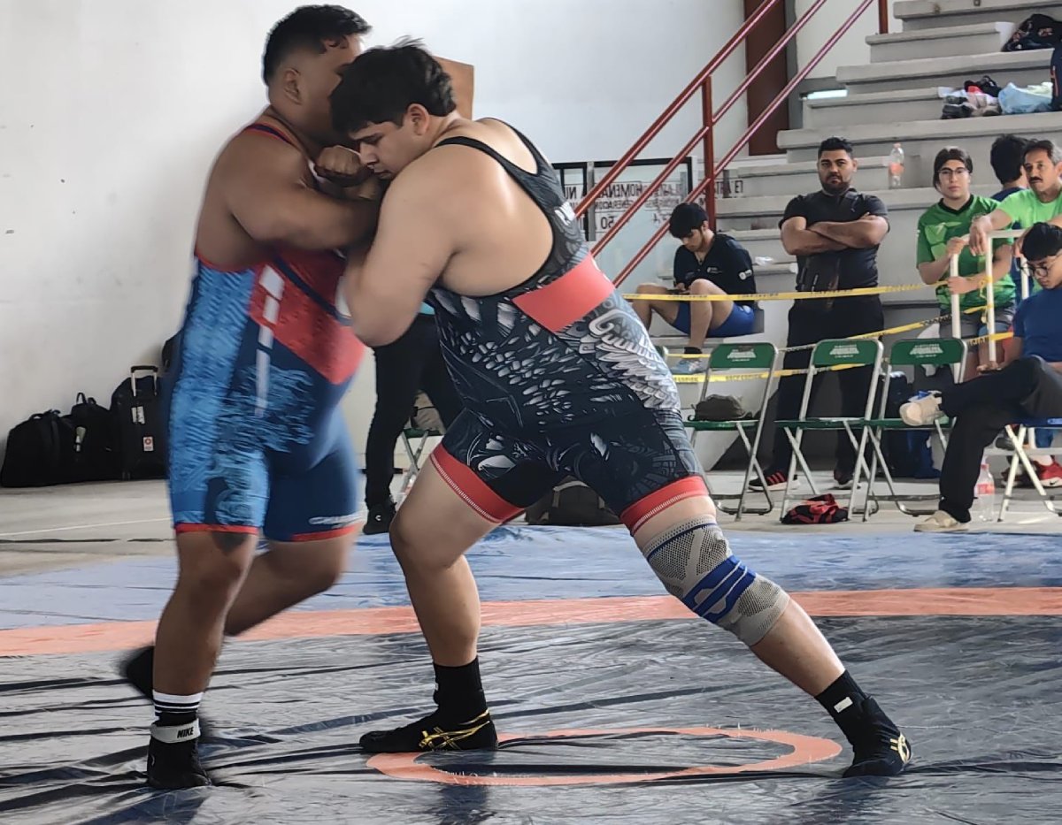 Paúl Morales es campeón del Nacional de Primera Fuerza de Lucha Grecorromana