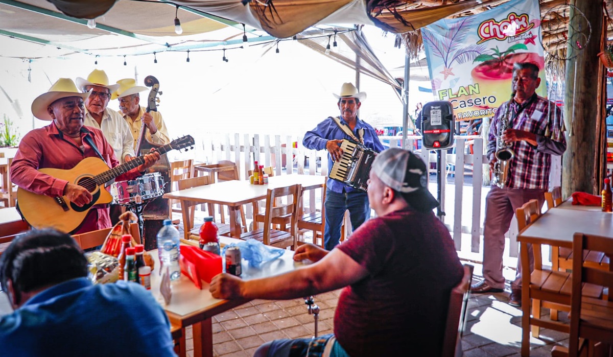 ¿A dónde se fueron las bandas? Malecón de Altata sin presencia de grupos musicales
