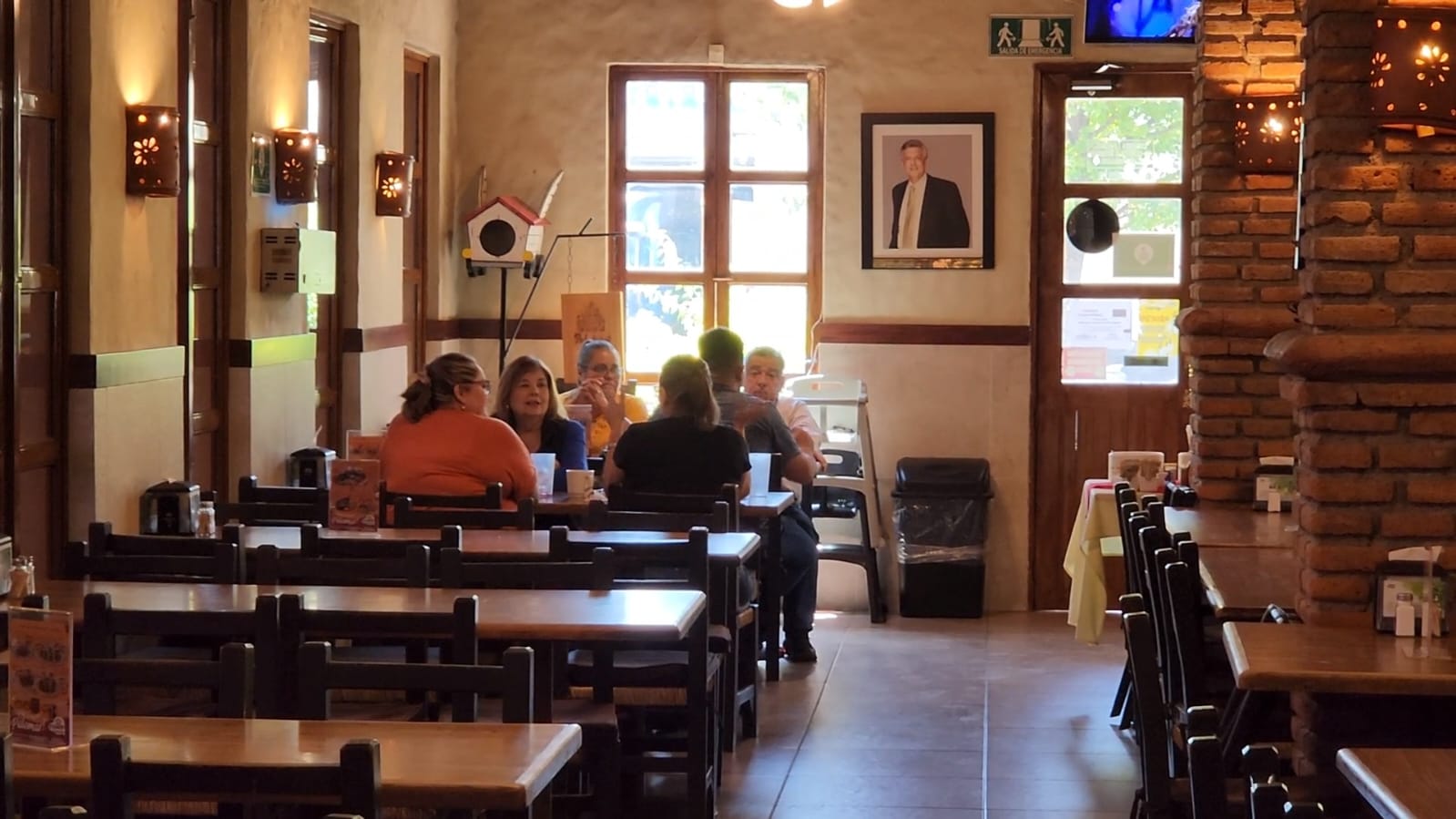Confían restauranteros de Los Mochis en repunte de ventas con promociones y paquetes de cenas navideñas