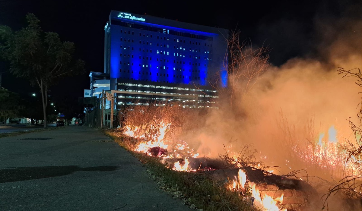 Se incendia predio en el sector Tres Ríos de Culiacán