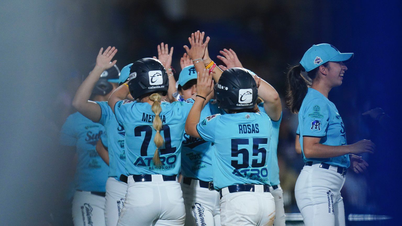 Sultanes de Monterrey reacciona y empata la final de la Liga Mexicana de Softbol