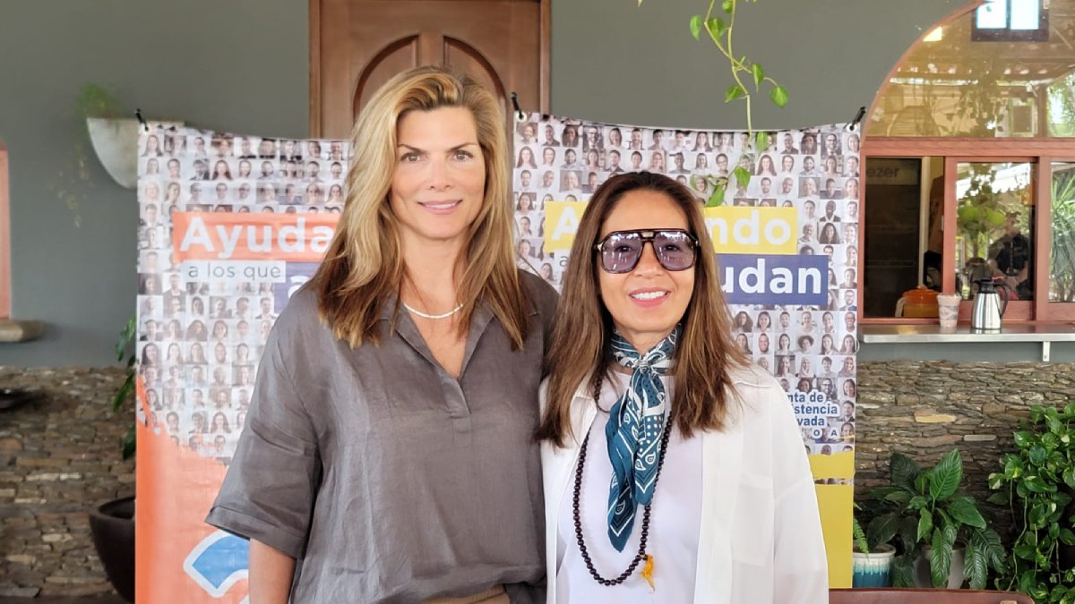 Yolanda Andrade y Monserrat Oliver en rueda de prensa presentan redes sociales Yo Soy Sinaloa