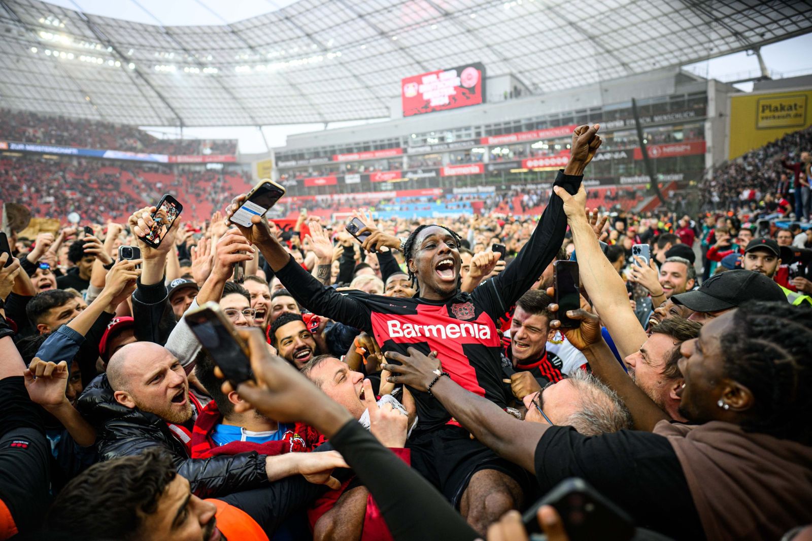 ¡Invictos! Bayer Leverkusen es campeón de la Bundesliga por primera vez en su historia