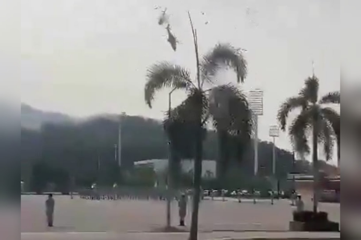 Video | Así fue el choque de dos helicópteros que dejó 10 personas muertas