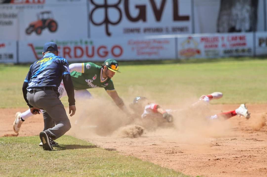 San Miguel toma por asalto el liderato de la Liga de Beisbol Chevron-Clemente Grijalva