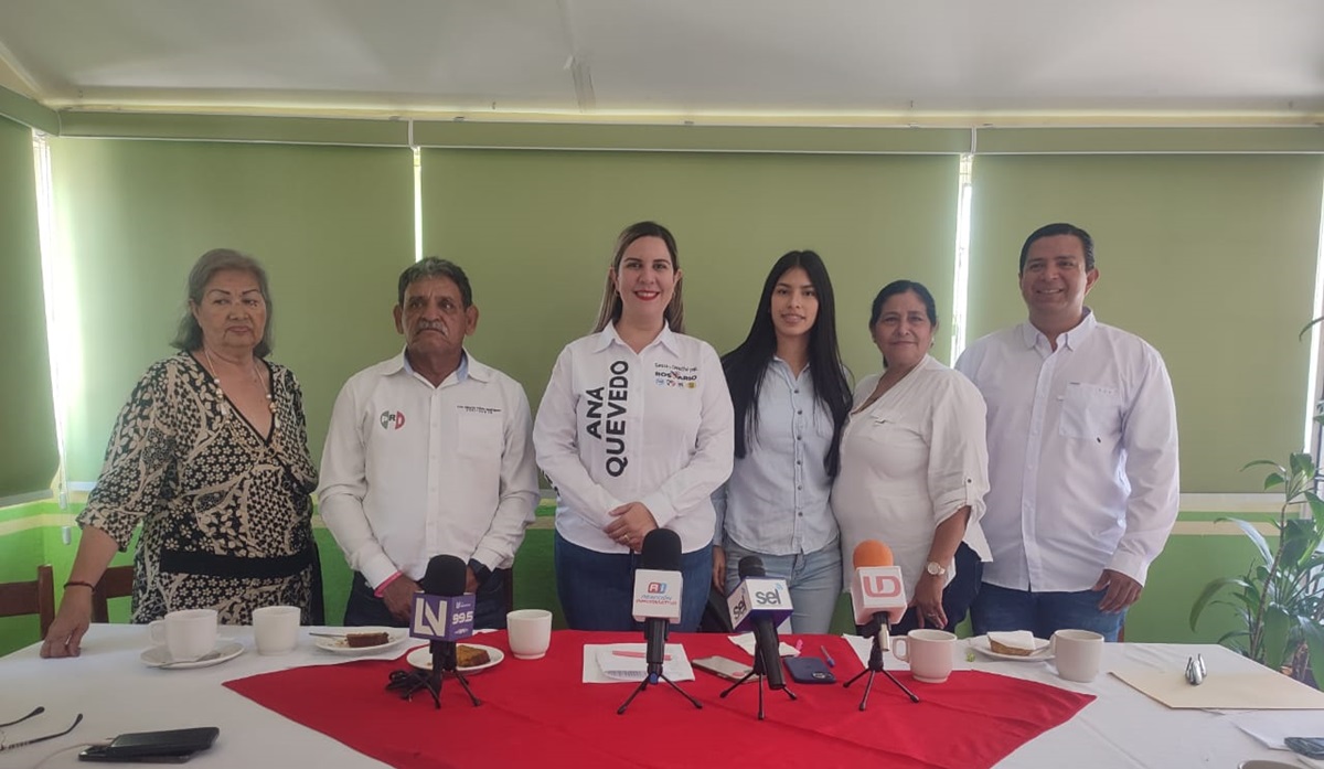 ‘La gente pide la alternancia en Rosario’; va Ana López Quevedo por alcaldía respaldada por PAN, PRI, PRD y PAS