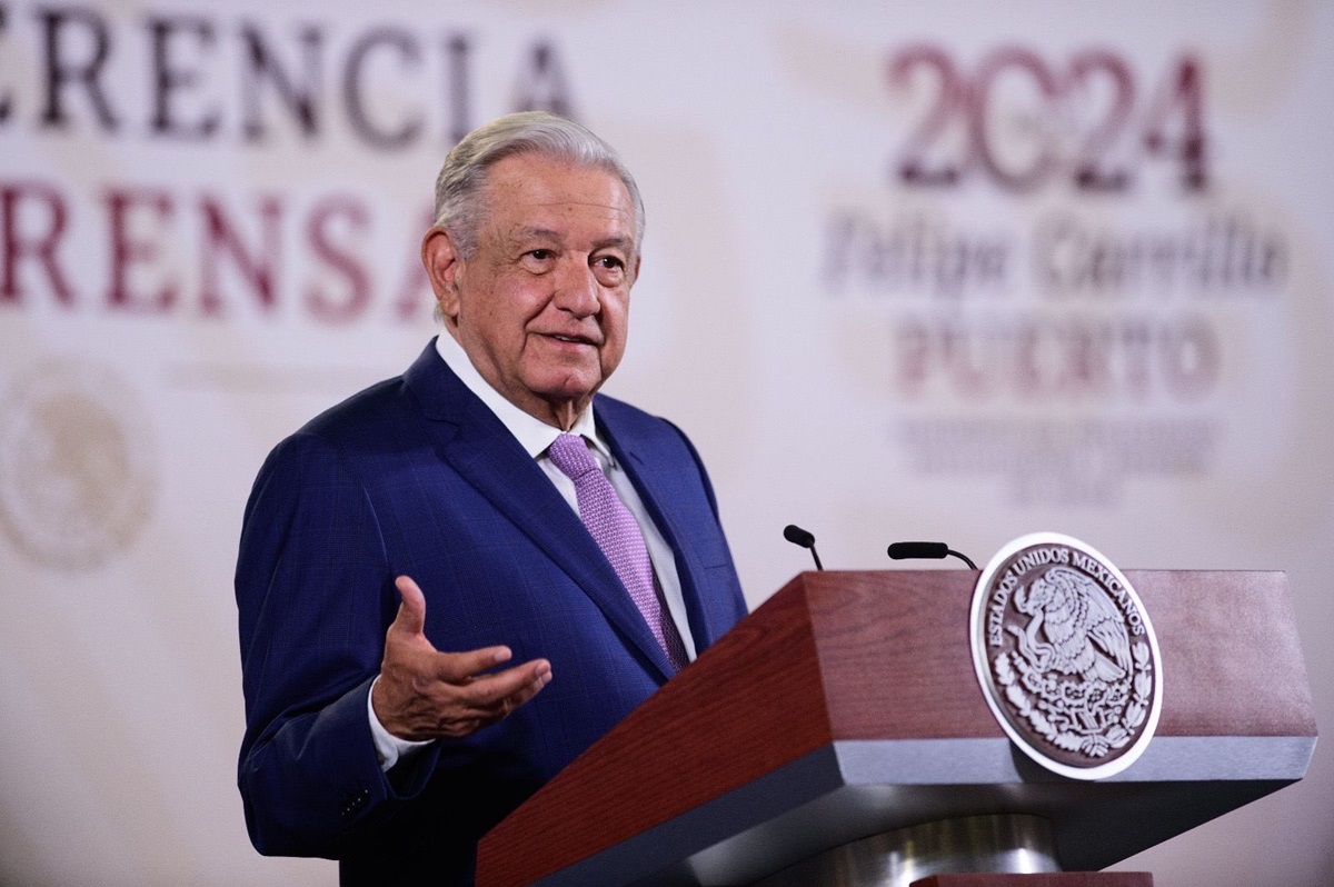 ‘Si hay banda, esa es fiesta’: AMLO reconoce a esta música como parte de la cultura de Mazatlán