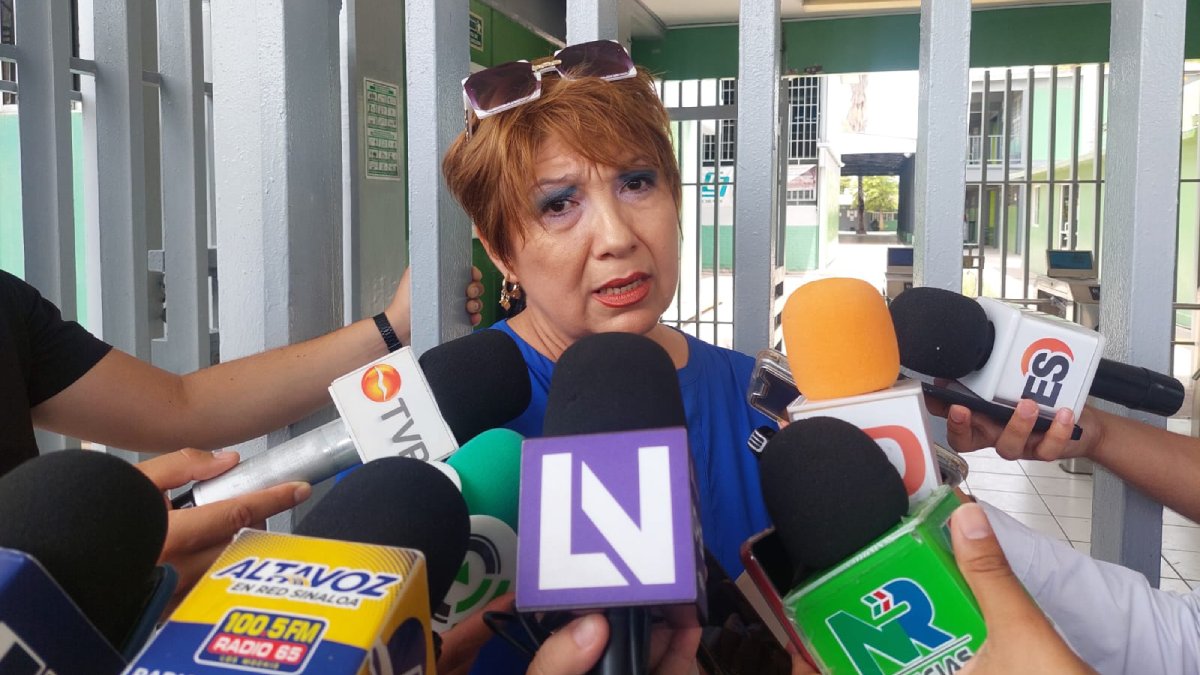 Más de 100 trabajadores de Cobaes exigen al SNTE 53 el pago del apoyo del Bienestar