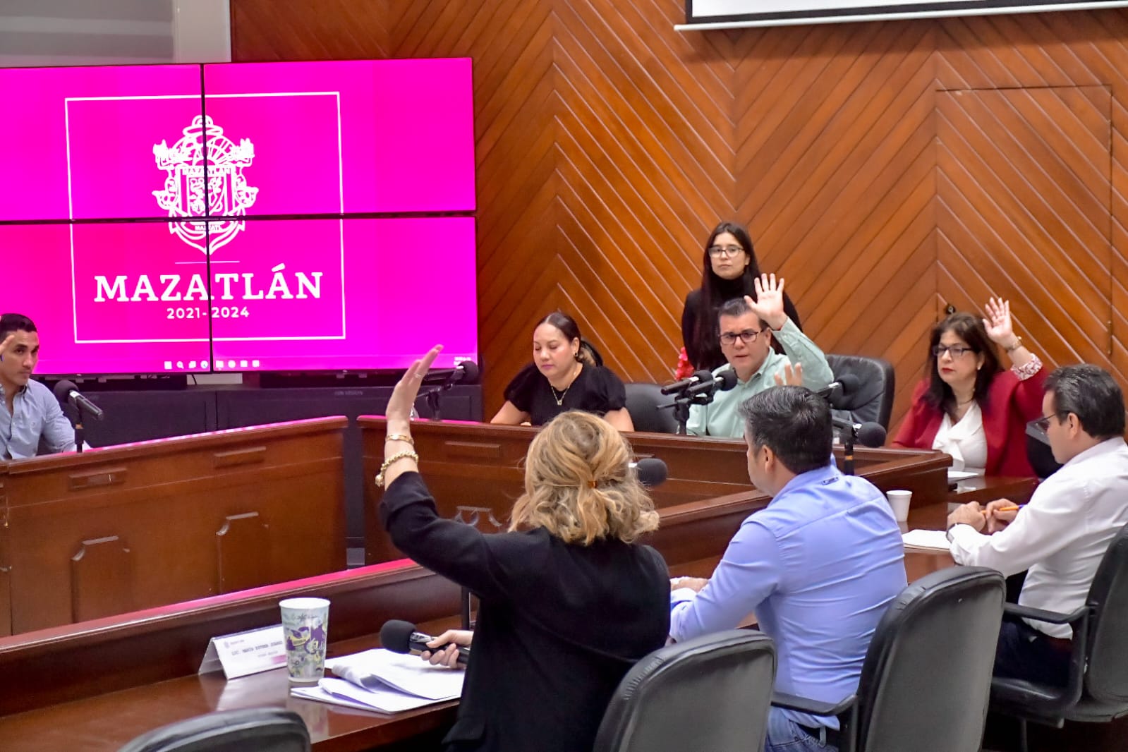Se van tres empleados del Ayuntamiento de Mazatlán por participar en campañas políticas