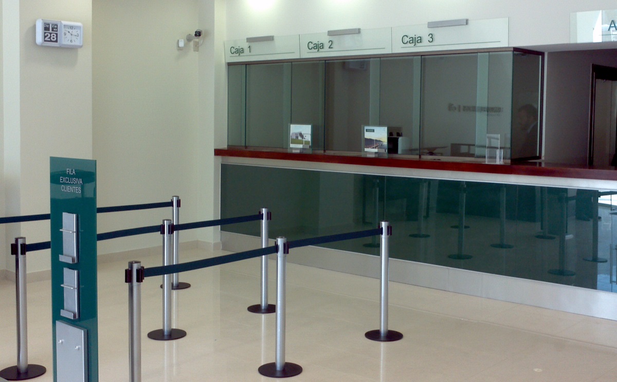 Si no alcanzas a ir al banco antes del 1 de mayo, ¿qué opciones hay disponibles?