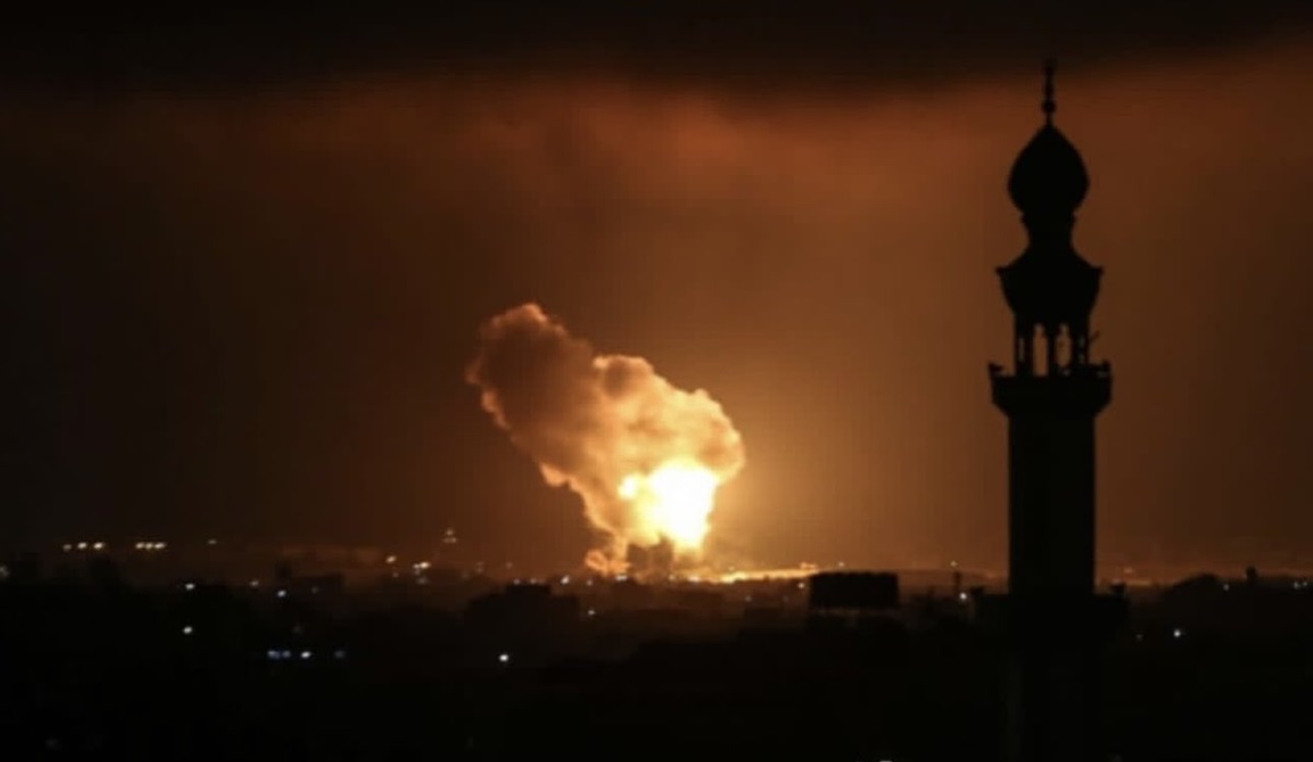 Irán, Siria e Irak reportan simultáneas explosiones, después de que Israel advirtió su ‘derecho a protegerse’